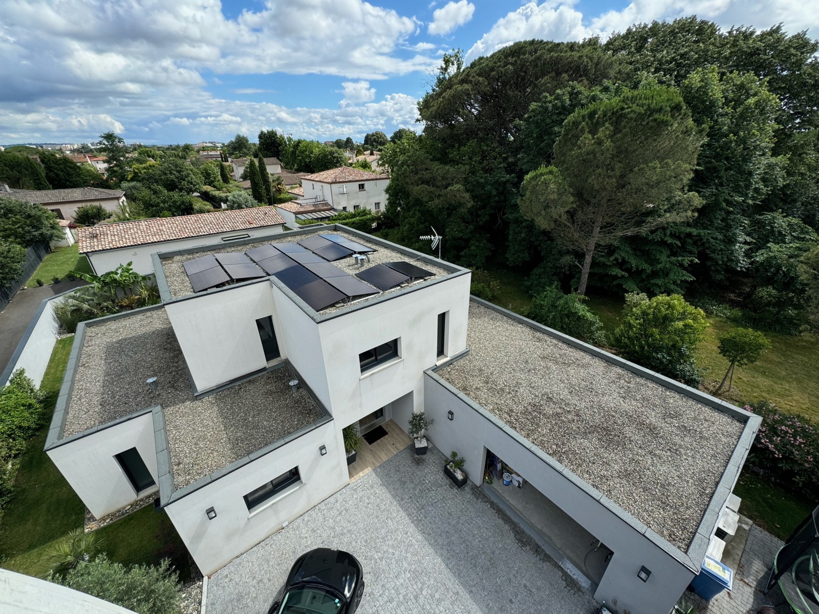 Parrainez vos proches et recevez un chèque de parrainage grâce à Infynergie sur toute la région d'Occitanie.