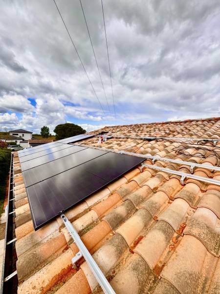 INSTALLATION PHOTOVOLTAÏQUE DE 9 KWC à MONDONVILLE